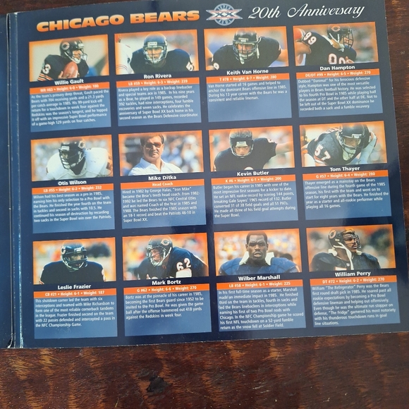 Chicago Bears 20th anniversary medallion set - Picture 4 of 6